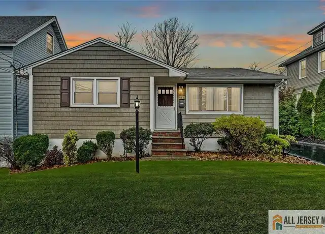 Property at 440 East Ave, Sewaren, NJ, 07077, 3 beds, 1.5 baths, [object Object]