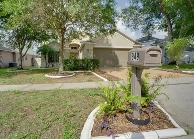 Property at 949 Woodsong Way, Clermont, FL, 34714, 3 beds, 2 baths, [object Object]