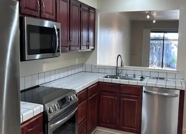 Property at 550 Creekside Ln, Morgan Hill, CA, 95037, 2 beds, 3 baths, [object Object]