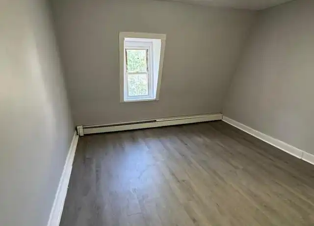 Property at 12 Vineyard Ave Unit 3, Yonkers, NY, 10703, 2 beds, 1 bath, [object Object]