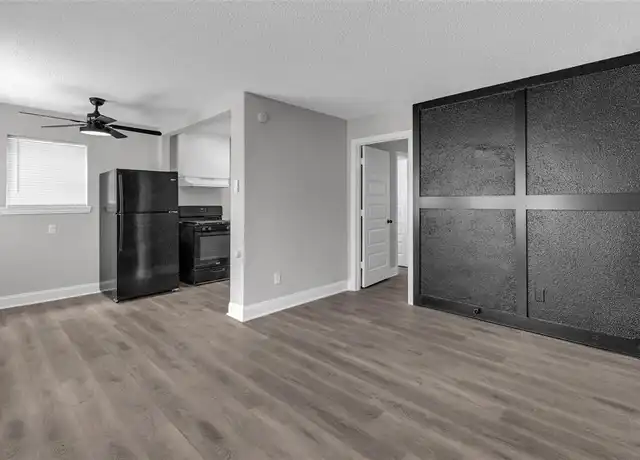 Property at 3613 Crane St Unit 6, Houston, TX, 77026, 1 bed, 1 bath, [object Object]