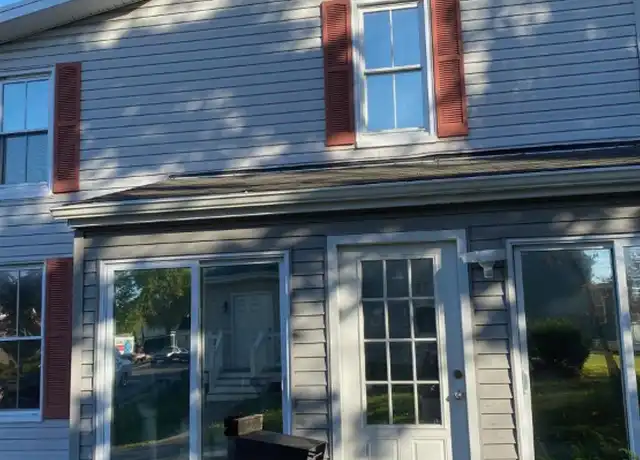 Property at 438 Main St Unit 2nd floor, Reisterstown, MD, 21136, 3 beds, 1 bath, [object Object]