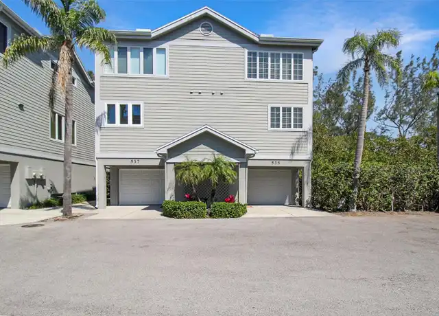 Property at 535 Forest Way, Longboat Key, FL, 34228, 2 beds, 2.5 baths, [object Object]