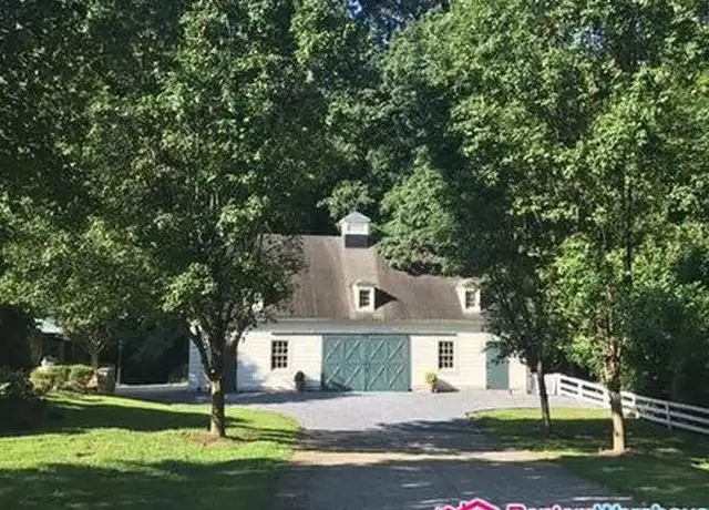 Property at 6616 N Charles St Unit C, Towson, MD, 21204, 1 bed, 1 bath, [object Object]