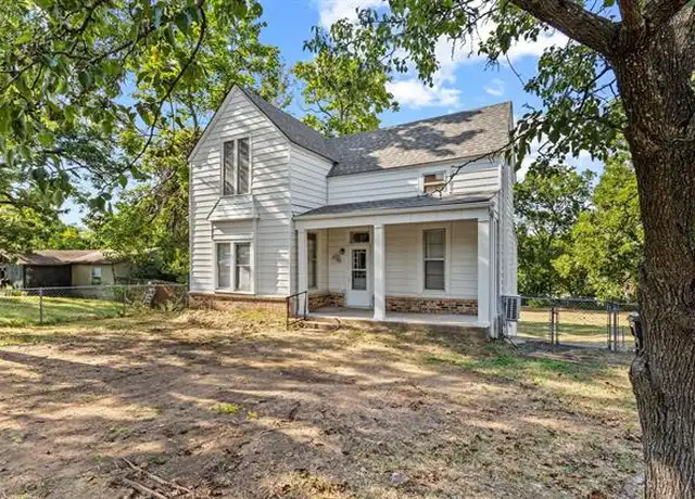 Property at 1211 W Owing St, Denison, TX, 75020, 4 beds, 1 bath, [object Object]