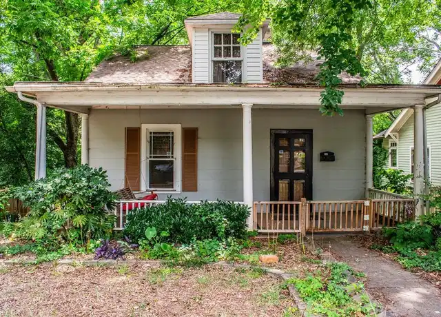 Property at 427 S Sunset Dr, Winston Salem, NC, 27103, 2 beds, 2 baths, [object Object]