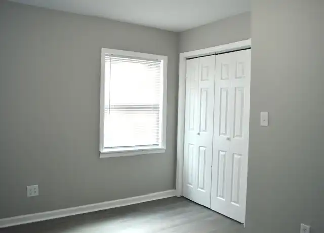 Property at 911 Woodall Rd SW, Decatur, AL, 35603, 2 beds, 1 bath, [object Object]