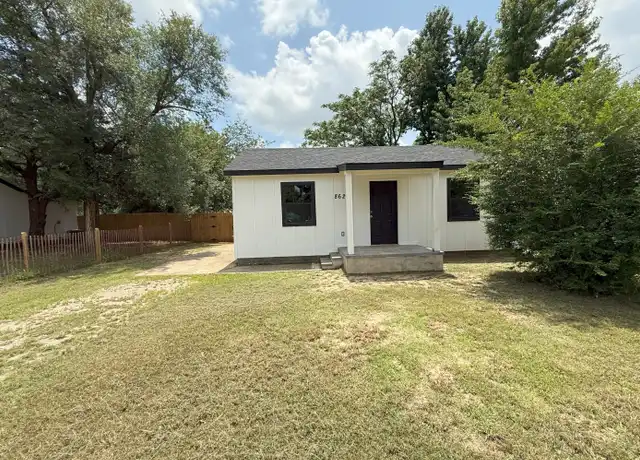 Property at 8624 NE 17th St, Oklahoma City, OK, 73141, 2 beds, 1 bath, [object Object]