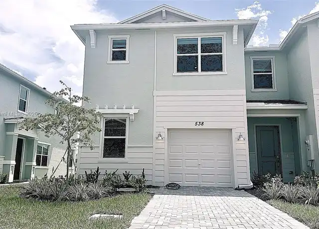 Property at 538 SE Rivergrass St, Port Saint Lucie, FL, 34984, 4 beds, 2.5 baths, [object Object]