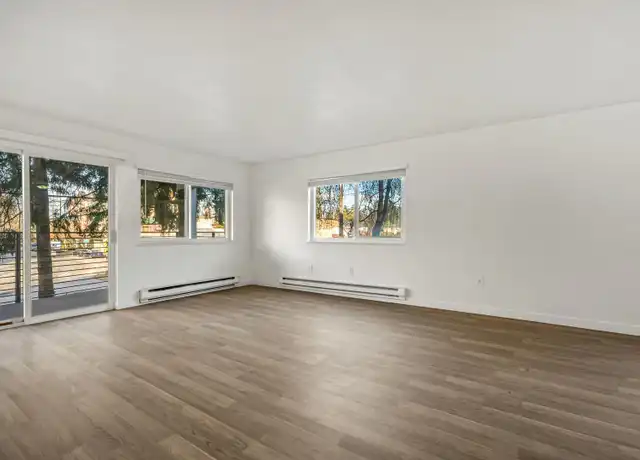 Property at 4345 32nd Ave W Unit 301, Seattle, WA, 98199, 1 bed, 1 bath, [object Object]