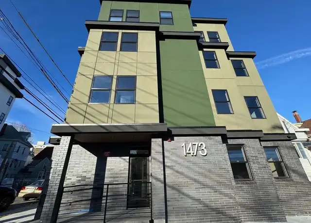 Property at 1473 N Shore Rd Unit 302, Revere, MA, 02151, 1 bed, 1.5 baths, [object Object]