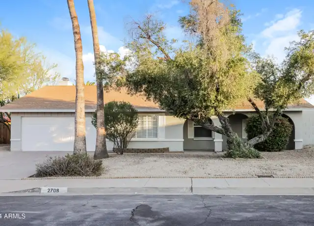 Property at 2708 W Acoma Dr, Phoenix, AZ, 85053, 3 beds, 2 baths, [object Object]