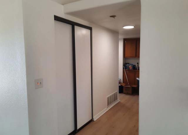 Photo of 21705 Walnut St, Wildomar, CA 92595