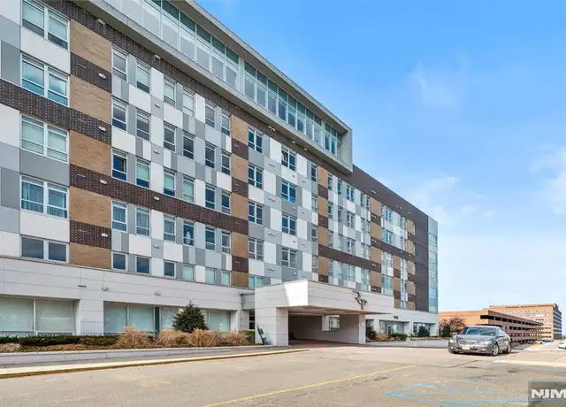 Property at 1 Executive Dr Unit 608, Fort Lee, NJ, 07024, 1 bed, 2 baths, [object Object]