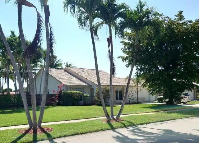 Property at 21367 Chinaberry Dr, Boca Raton, FL, 33428, 3 beds, 2 baths, [object Object]