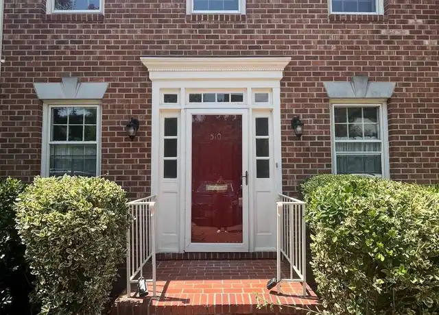 Property at 510 Tobacco Quay, Alexandria, VA, 22314, 3 beds, 2.5 baths, [object Object]