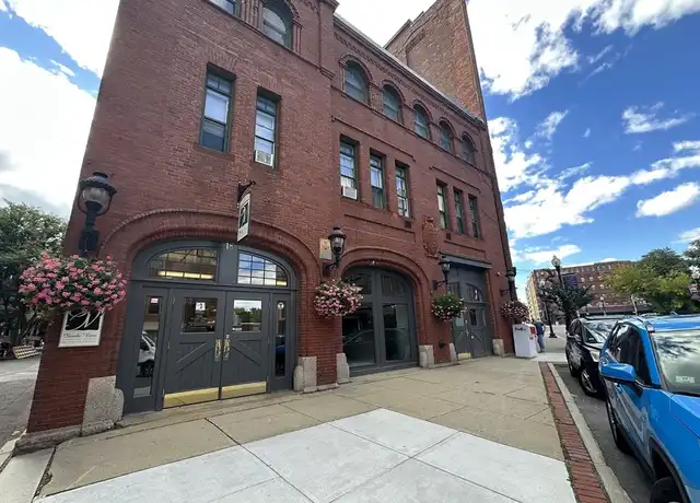 Property at 18-22 Essex St #21, Haverhill, MA, 01832, 2 beds, 1 bath, [object Object]