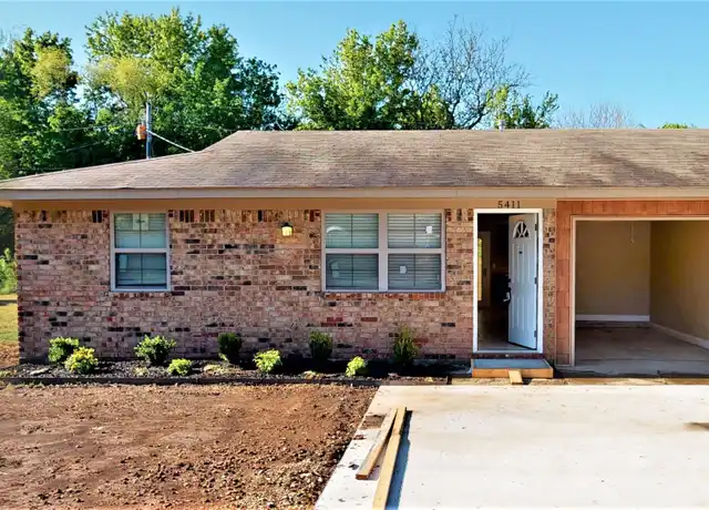 Property at 5411 Clevenger Dr Unit 5411, Fayetteville, AR, 72704, 2 beds, 1 bath, [object Object]