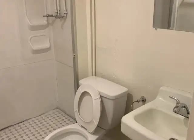 Property at 209 N Lincoln Ave Unit B, Jerome, ID, 83338, 1 bed, 1 bath, [object Object]