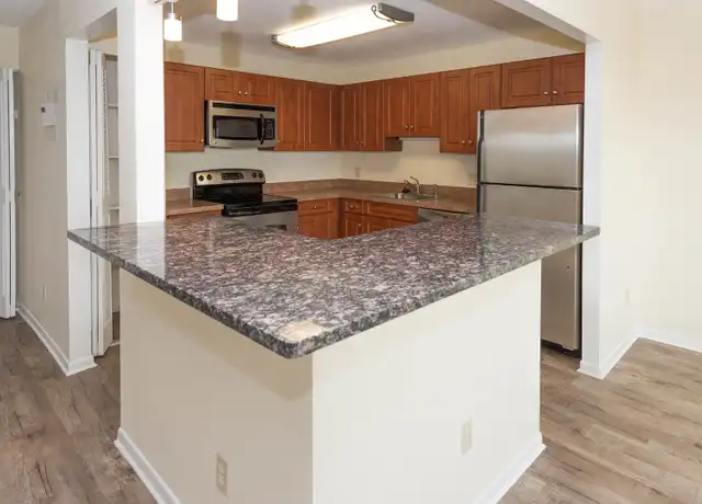 Property at 835 E Mix Ave Unit 3305, Hamden, CT, 06514, 1 bed, 1 bath, [object Object]