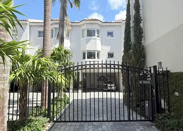 Property at 261 Navarre Ave Unit C8, Coral Gables, FL, 33134, 2 beds, 2.5 baths, [object Object]