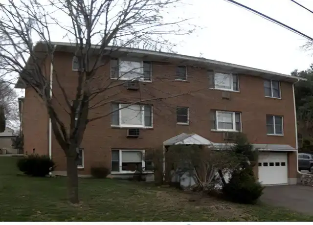 Property at 256 Perkins Ave Unit 4, Waterbury, CT, 06704, 2 beds, 1 bath, [object Object]