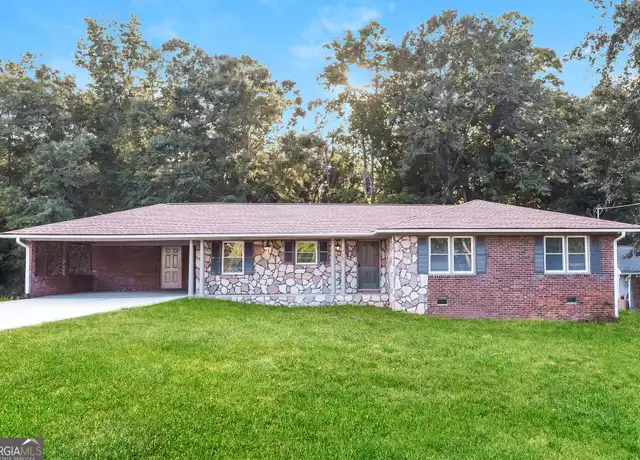 Property at 246 Timber Lake Cir, Douglasville, GA, 30134, 3 beds, 2 baths, [object Object]