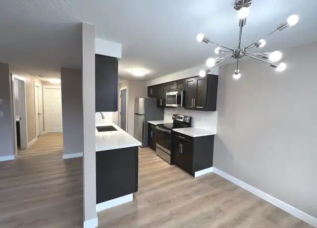 Property at 708 Browning Ave S, Salem, OR, 97302, 2 beds, 1 bath, [object Object]