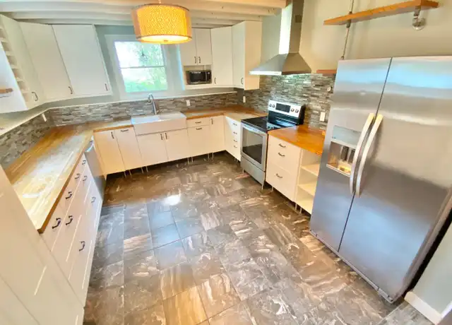 Property at 235 Pleasant Ave, Burlington, VT, 05408, 3 beds, 2 baths, [object Object]
