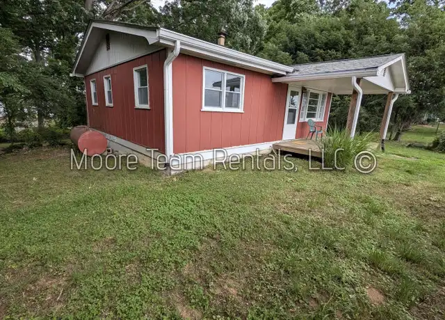 Property at 120 Dawley Dr, Hendersonville, NC, 28791, 2 beds, 1 bath, [object Object]