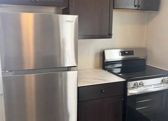Property at 253 Richmond St, Saint Paul, MN, 55102, 3 beds, 1 bath, [object Object]