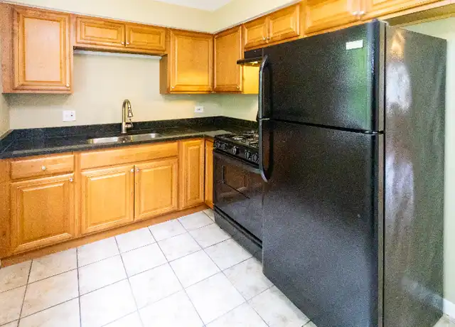 Property at 8810 S Cottage Grove Ave Unit 2C, Chicago, IL, 60619, 1 bed, 1 bath, [object Object]
