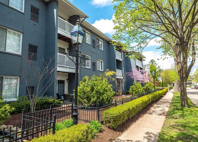 Photo of 662 Purdy St #217, Birmingham, MI 48009