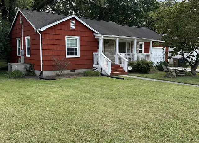 Property at 2414 Fairmont Blvd, Knoxville, TN, 37917, 3 beds, 1 bath, [object Object]