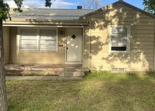 Property at 2102 S Washington Ave, Wichita, KS, 67211, 3 beds, 2 baths, [object Object]