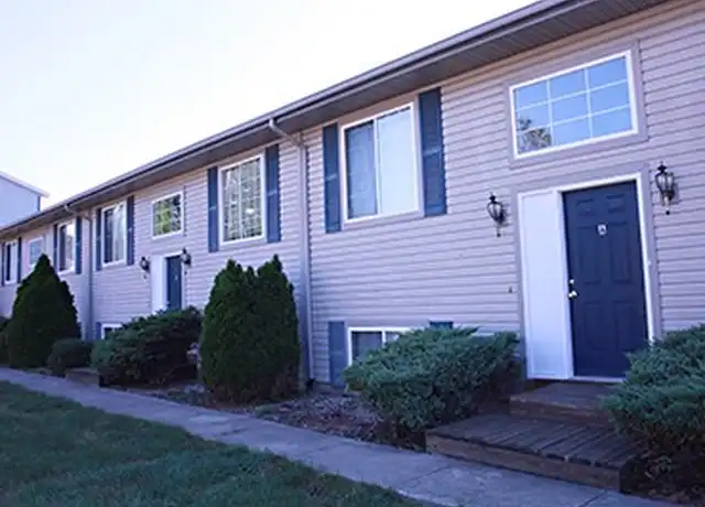 Property at 218 S Kendall Ave, Kalamazoo, MI, 49006, 4 beds, 2 baths, [object Object]