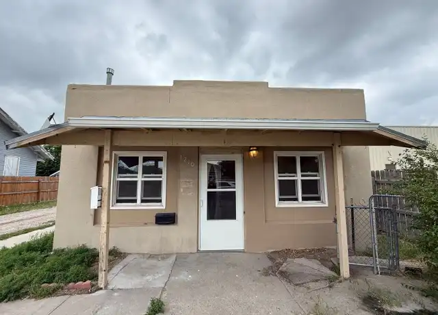 Property at 1210 9th Ave, Scottsbluff, NE, 69361, 1 bed, 1 bath, [object Object]