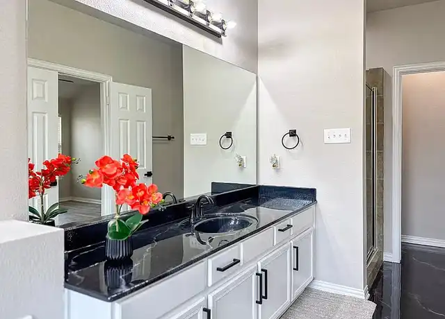 Property at 505 Kingscote Ct, Arlington, TX, 76010, 3 beds, 2.5 baths, [object Object]