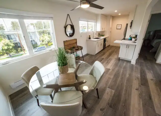 Property at 201 S Broadway Unit 3, Redondo Beach, CA, 90277, 1 bed, 1 bath, [object Object]