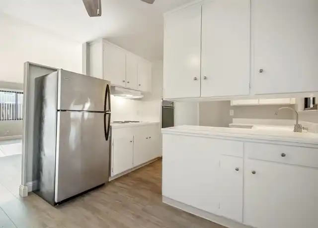 Property at 1945 #18 2nd Floor Facing Court yard Unit Latham St unit 1945 18, Mountain View, CA, 94040, 2 beds, 1 bath, [object Object]