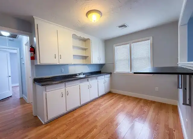 Property at 118 Sheldon Ter, New Haven, CT, 06511, 1 bed, 1 bath, [object Object]