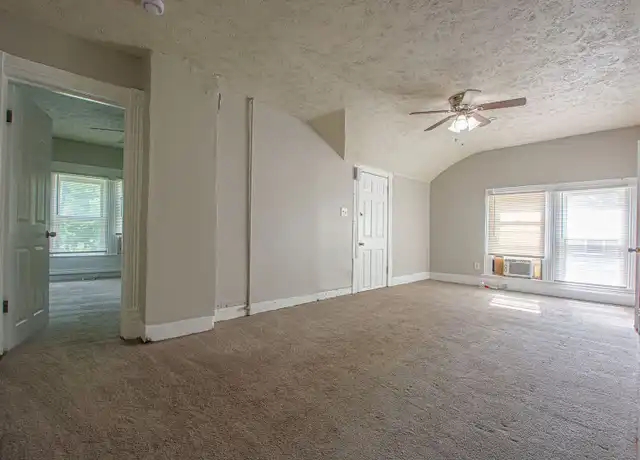 Property at 6704 Binney St Unit 67045, Omaha, NE, 68104, 2 beds, 1 bath, [object Object]