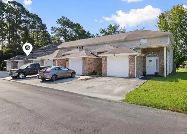 Property at 134 Noblat Dr, Mary Esther, FL, 32569, 2 beds, 2.5 baths, [object Object]
