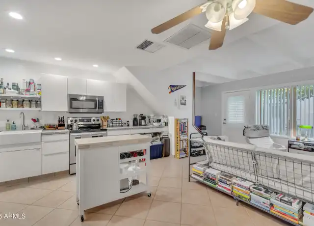 Property at 2021 S Granada Dr #8, Tempe, AZ, 85282, 2 beds, 2 baths, [object Object]