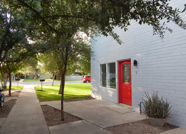 Property at 2021 S Granada Dr #8, Tempe, AZ, 85282, 2 beds, 2 baths, [object Object]