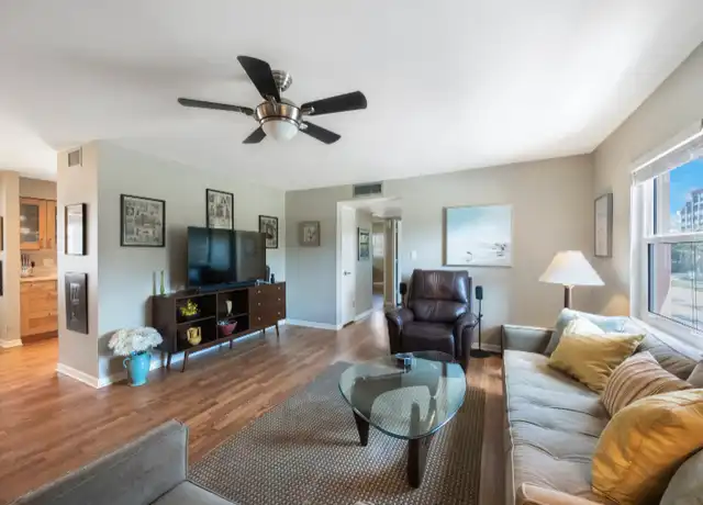 Property at 7010 Sunset Dr S Unit 2B, South Pasadena, FL, 33707, 2 beds, 2 baths, [object Object]