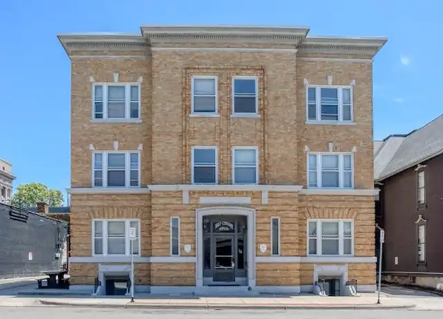Property at 16 Jefferson Ave SE Apt 19, Grand Rapids, MI, 49503, 1 bed, 1 bath, [object Object]