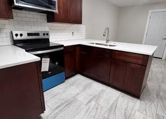 Property at 5304 Carol Ave, Fort Worth, TX, 76105, 4 beds, 2 baths, [object Object]