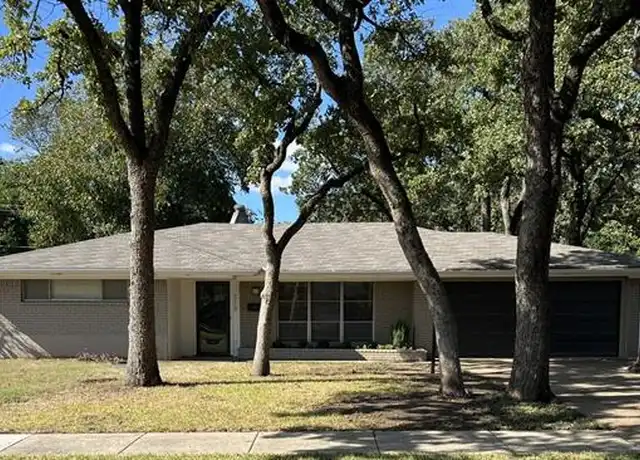 Property at 313 Nottingham Dr, Irving, TX, 75061, 3 beds, 2 baths, [object Object]