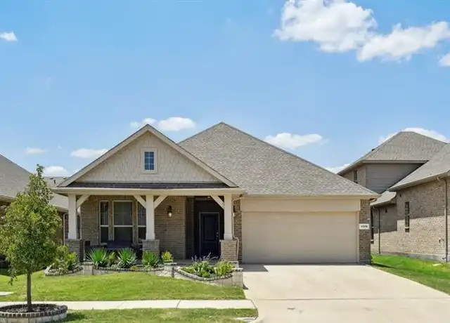 Property at 1316 Starling St, Justin, TX, 76247, 4 beds, 2 baths, [object Object]